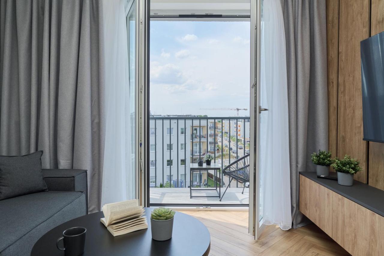 Exclusive Apartment With Balcony & Parking Wroclaw By Renters Prestige Dış mekan fotoğraf