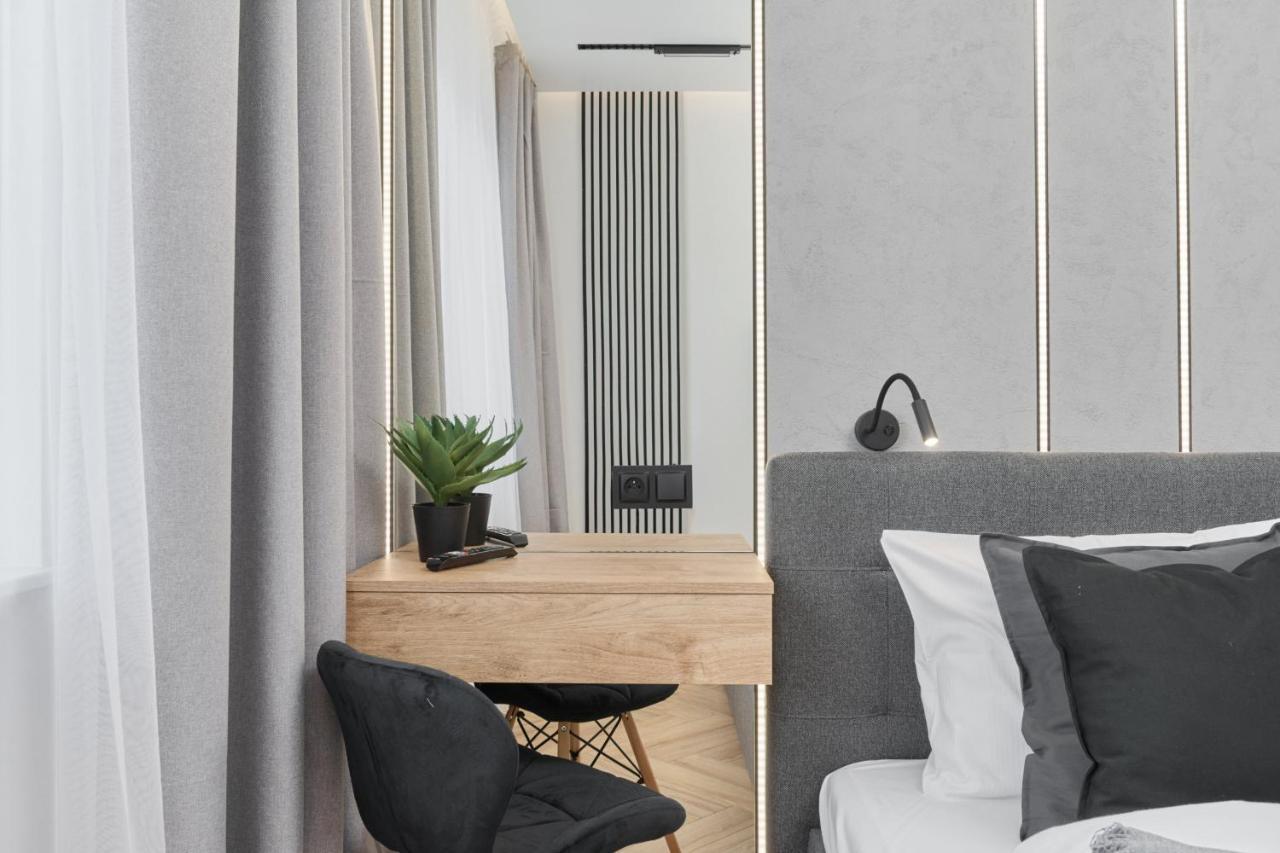 Exclusive Apartment With Balcony & Parking Wroclaw By Renters Prestige Dış mekan fotoğraf