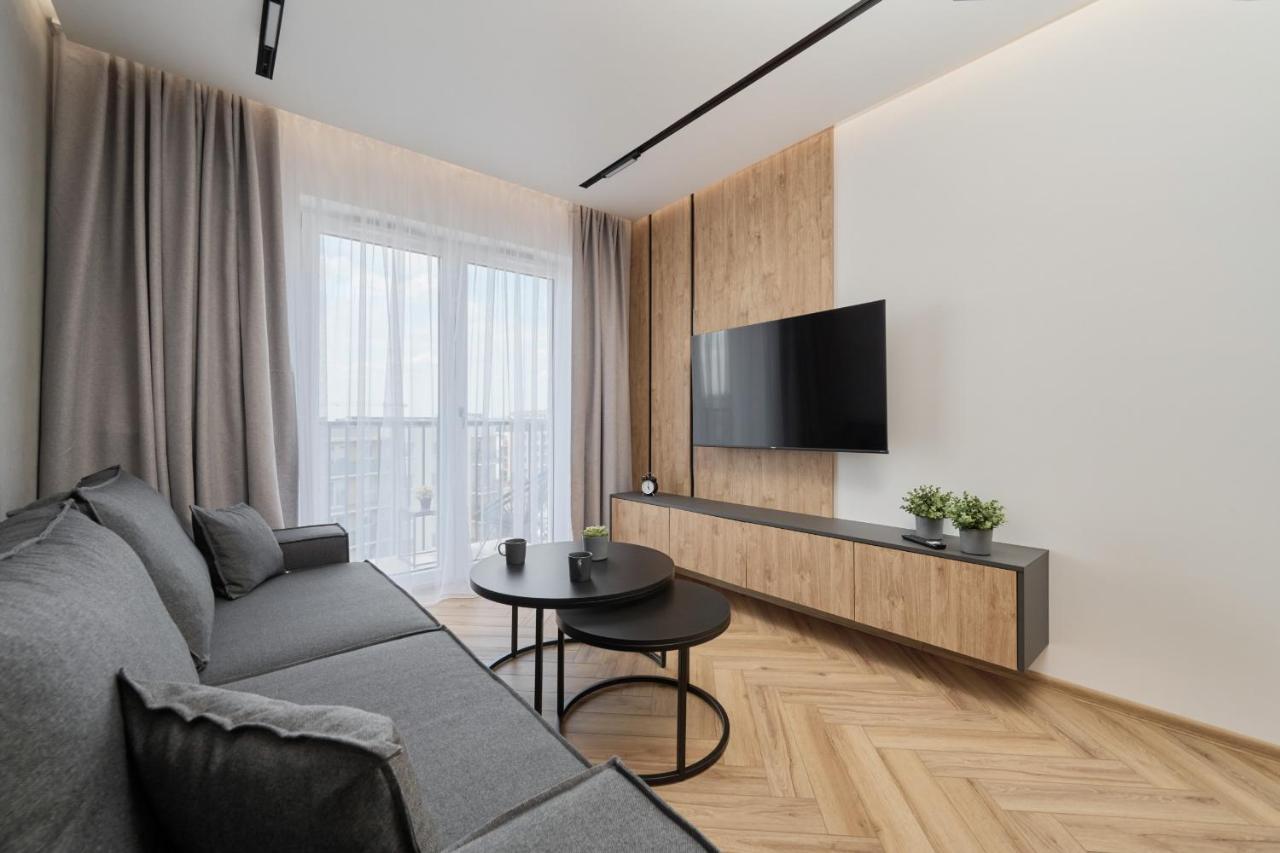 Exclusive Apartment With Balcony & Parking Wroclaw By Renters Prestige Dış mekan fotoğraf