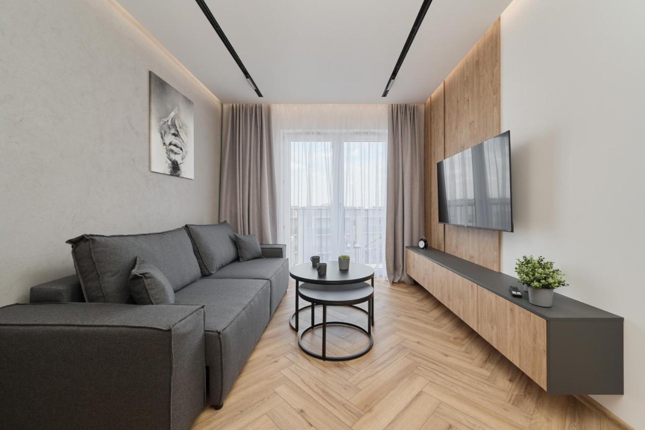 Exclusive Apartment With Balcony & Parking Wroclaw By Renters Prestige Dış mekan fotoğraf
